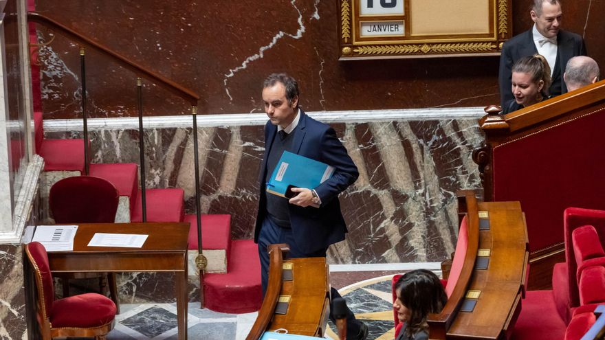 Los socialistas franceses vuelven a dar aire al primer ministro en dos mociones de censura por el acuerdo con Mercosur