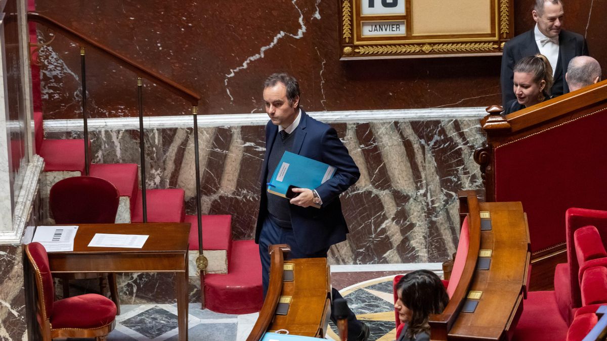 Los socialistas franceses vuelven a dar aire al primer ministro en dos mociones de censura por el acuerdo con Mercosur