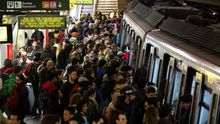 TMB incompleix la llei de Transparència per ocultar els noms dels seus directius
