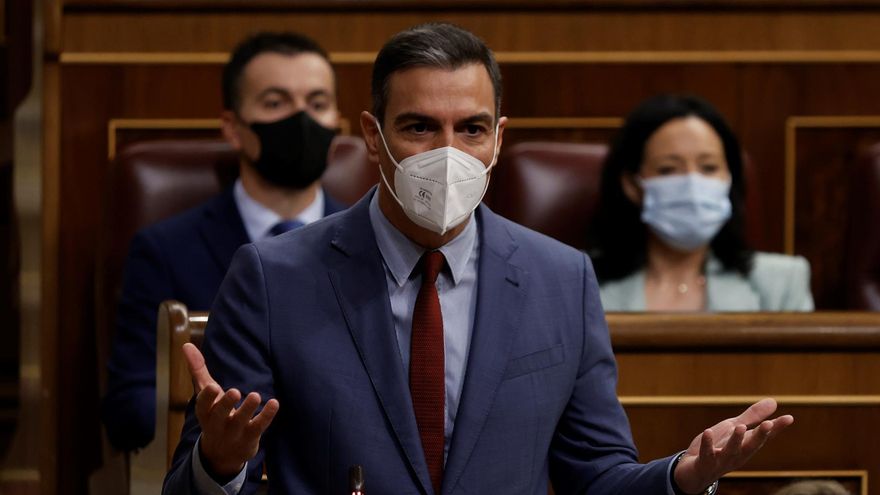 El presidente del Gobierno, Pedro Sánchez, interviene en el Congreso de los Diputados, en una foto de archivo.