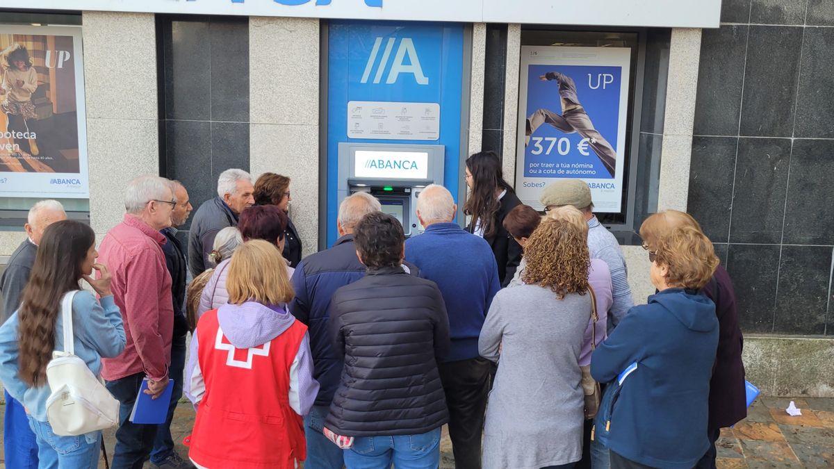 Formación financiera para mayores en Ourense