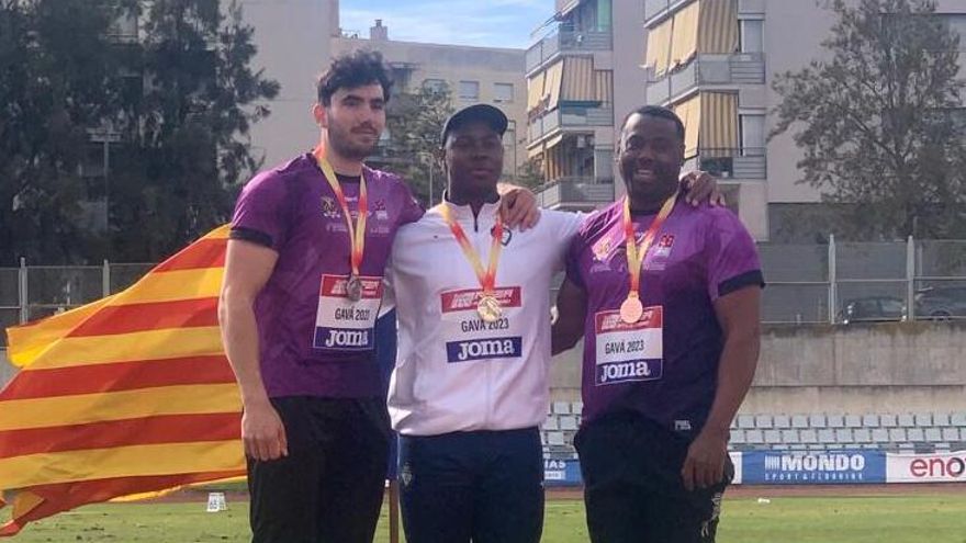 El atleta del Tenerife CajaCanarias Yasiel Sotero, campeón de España absoluto de lanzamiento de disco