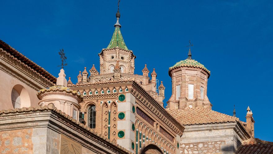 Detalle de la portada de la Catedral de Teruel.
