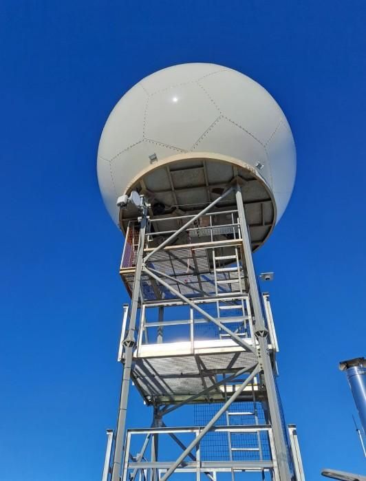 Radar meteorológico situado en Tenerife.