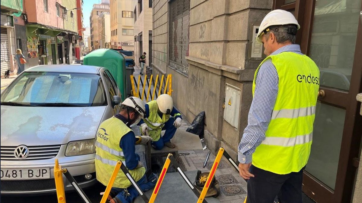 Endesa activa un protocolo especial de actuación por la borrasca Claudia en Canarias