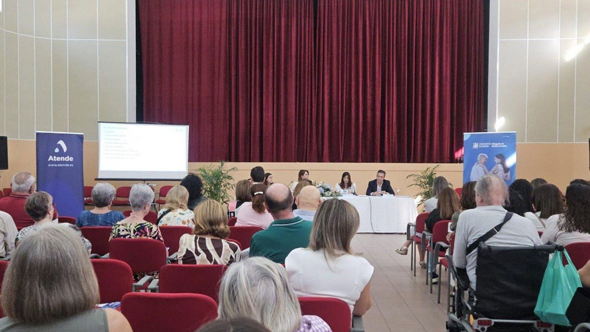 El Ayuntamiento pone en marcha un innovador proyecto de atención integral a domicilio