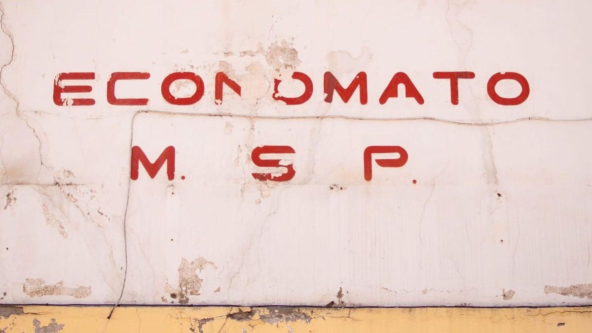 Cartel del Economato de Villaseca. 