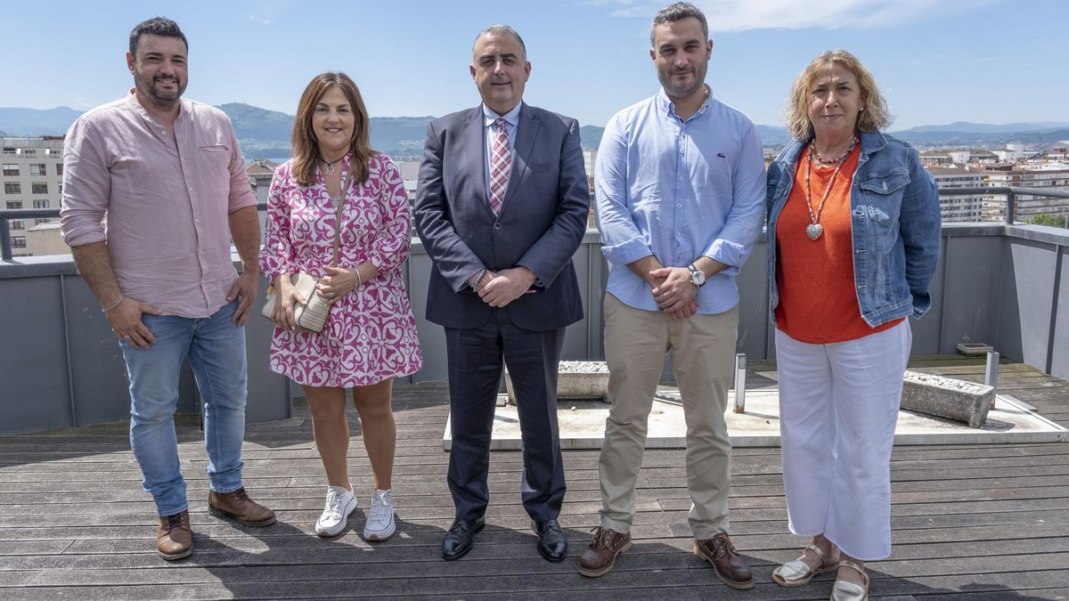 Reunión en la sede de la Consejería de Fomento.