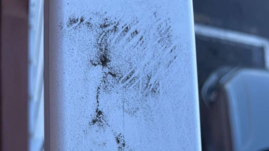 FOTOGALERÍA | Sexto día de erupción volcánica en La Palma: el norte de Tenerife amanece cubierto de cenizas del volcán