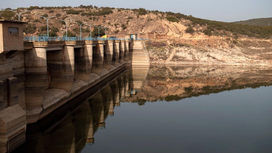 Medidas fiscales, laborales, financieras y la rebaja del 20% del IRPF a agricultores para hacer frente a la sequía