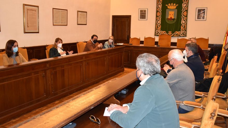 Alianza entre Gobierno regional, Ayuntamiento de Talavera y agentes sociales en las alegaciones al estudio del AVE