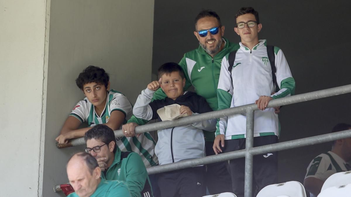 Grada Blanquiverde del Córdoba CF - SD Eibar