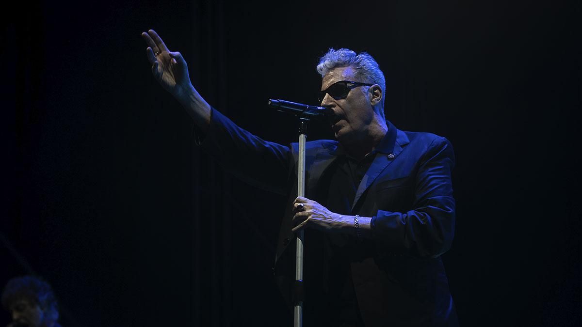 El concierto de Loquillo en el 45º Festival de la Guitarra de Córdoba, en imágenes
