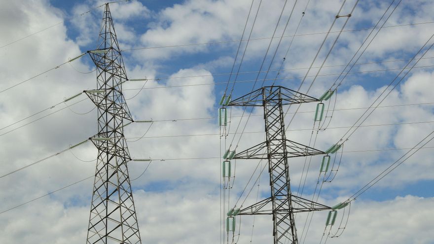 Las redes eléctricas para la transición llevan al sector a un esfuerzo como en la posguerra
