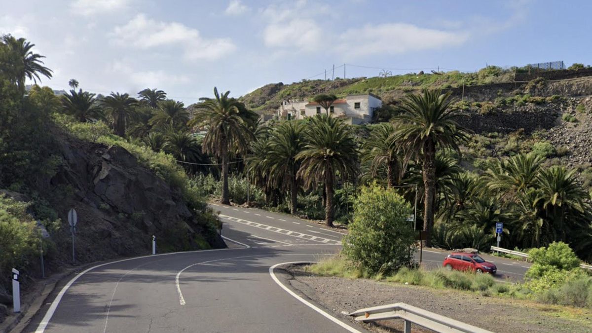 Herido de gravedad un motorista tras un choque en la carretera de Moya