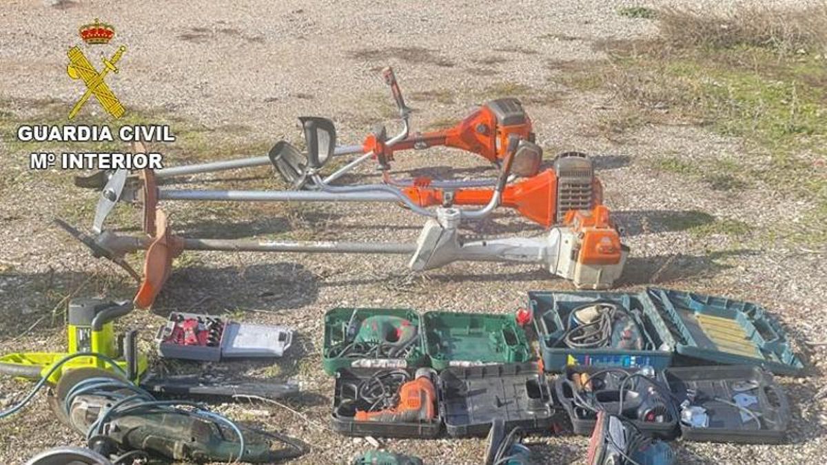 Desarticulado un grupo que robaba herramientas en furgonetas en León y otras provincias