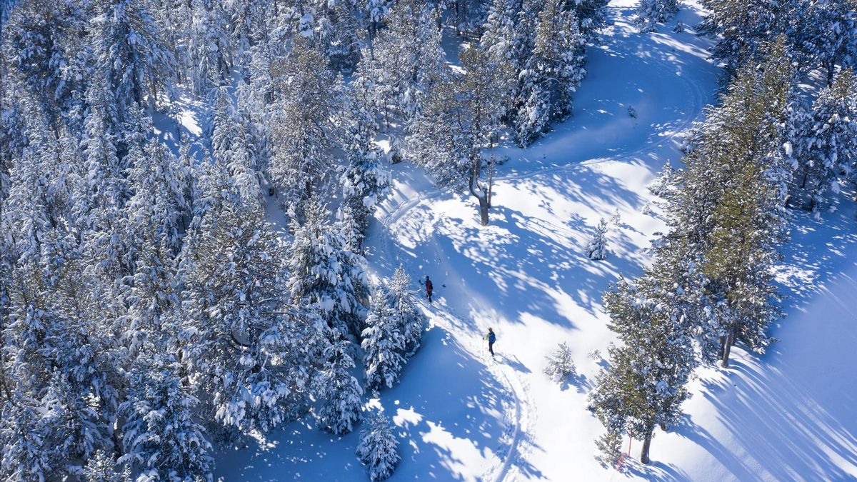 El rincón de Andorra entre colinas nevadas que se convierte en un destino mágico cada Navidad