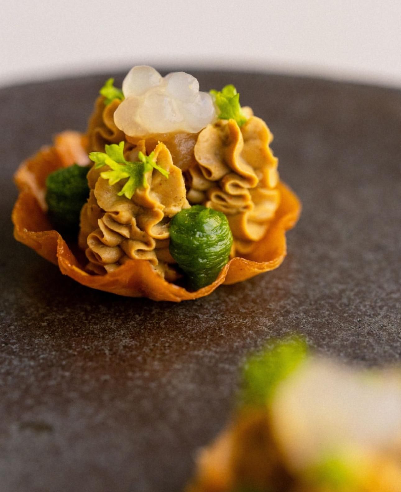 Tabaiba es el único Estrella Michelín que no se encuentra dentro de un hotel. Está en Guanarteme.