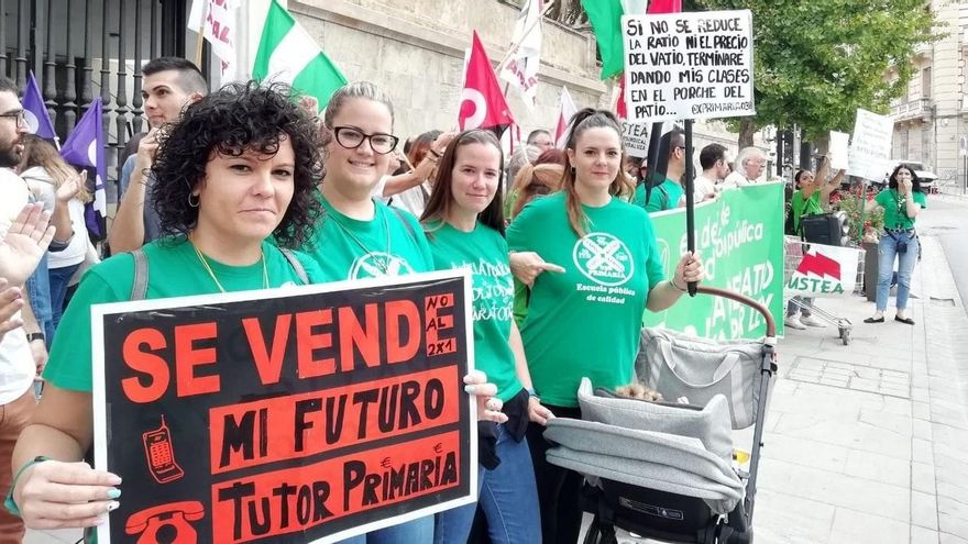 "No somos sardinas en lata": la comunidad educativa exige acelerar su propuesta para reducir la cifra de alumnos por aula
