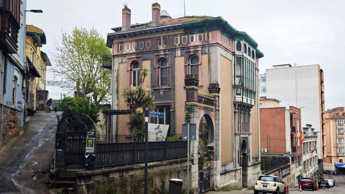 Okuda y el Ministerio de Interior negocian una cesión con opción a compra de un palacete protegido en Santander