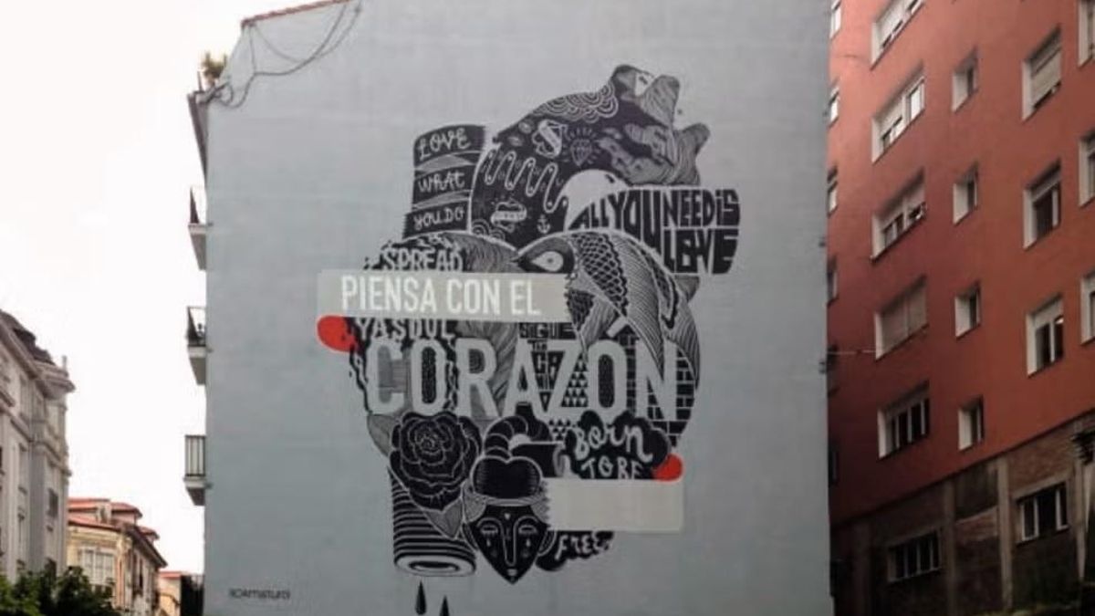 El mural 'tapado' en Peña Herbosa.