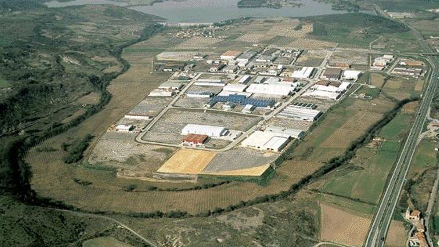 Vivir al lado del polígono industrial: 24 horas de ruido y "problemas respiratorios" en Gojain