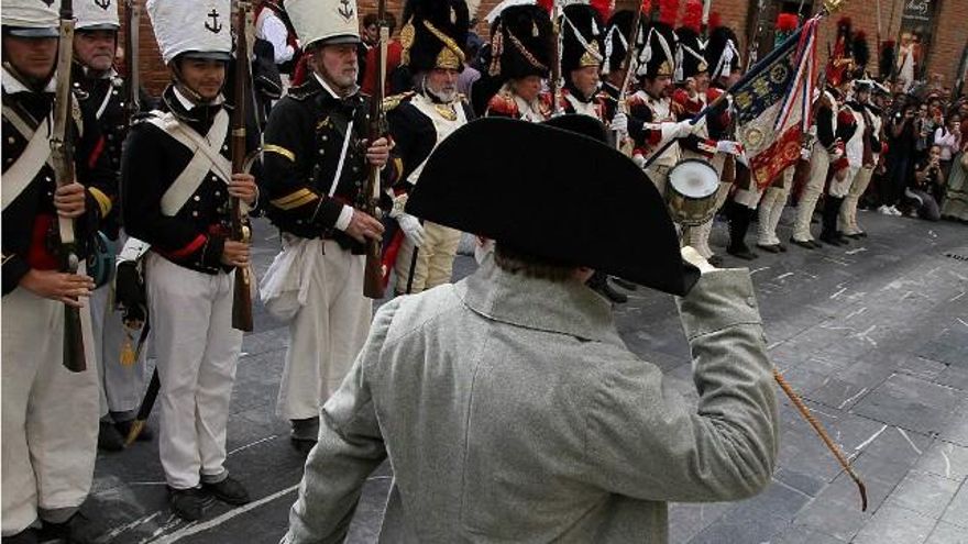 Una placa fue dedicada a la llegada de Napoleón a Astorga. Fotografía: Peio García (ICAL)