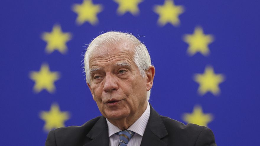 Josep Borrell en una intervención ante el pleno del Parlamento Europeo. EFE/EPA/JULIEN WARNAND