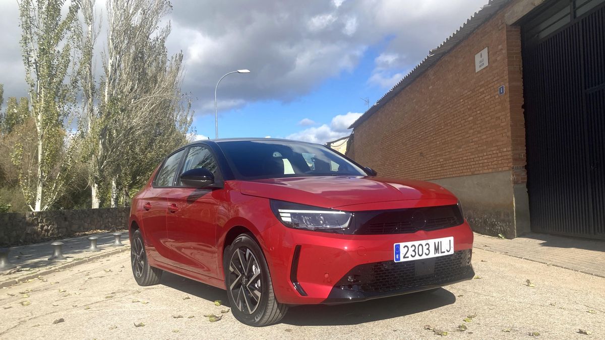 El Corsa microhíbrido estará disponible próximamente.