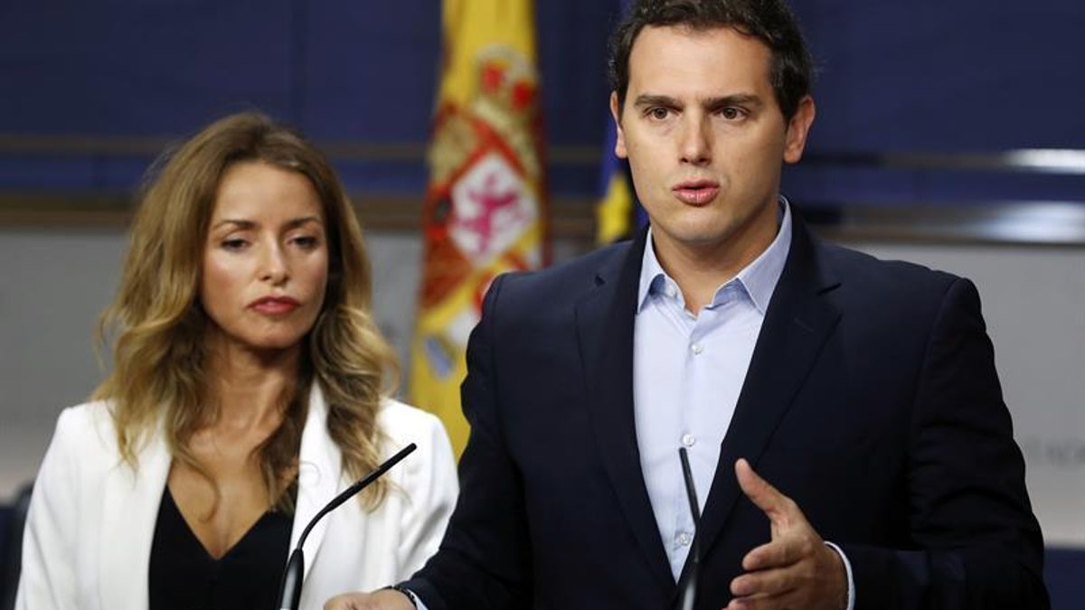 El líder de Ciudadanos, Albert Rivera, y la diputada Patricia Reyes