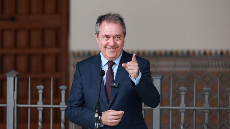 "No es el dinero, es la mala gestión": la oposición deja solo a Moreno en su pulso con Sánchez por la financiación