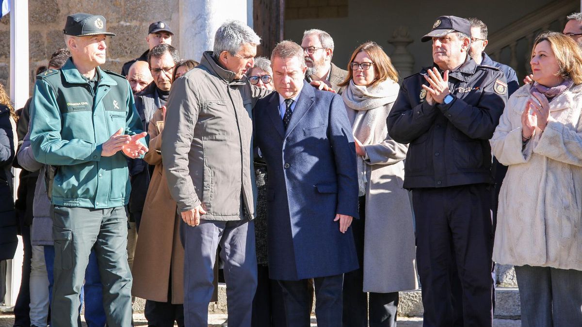 Minuto silencio en Toledo tras el accidente ferroviario en Adamuz (Córdoba)