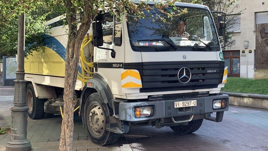 Vitoria echa cuentas de la contrata de limpieza con FCC y GMSM: ha querido colar 3 millones en servicios no prestados y se lleva 0,3 en intereses de demora