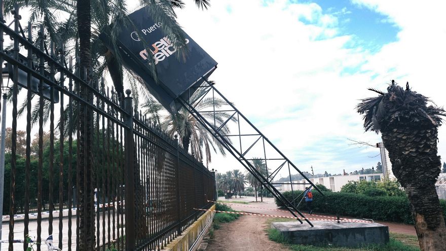 Elementos caídos en el Puerto de las Delicias