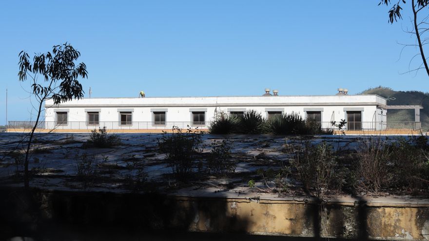 Obras en el Acuartelamiento Las Raíces para la instalación de un campamento para migrantes en La Laguna