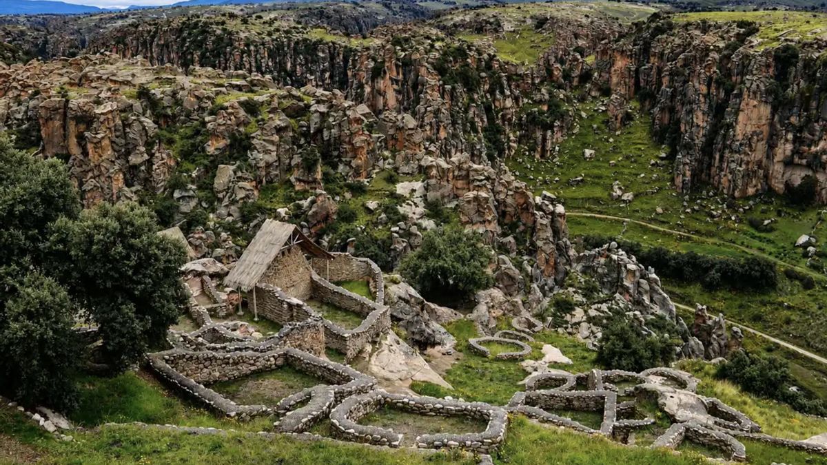 Una investigación española sitúa el posible templo perdido inca de Aconcagua en Perú