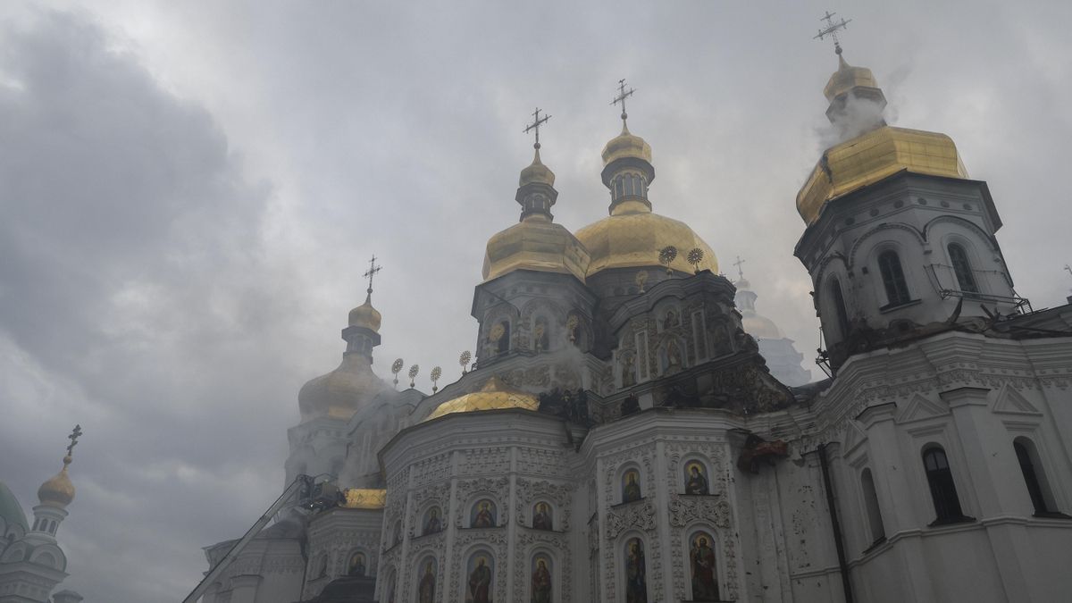 Un ataque ruso daña la Catedral de la Dormición en Kiev, patrimonio de la Unesco, y la sede del archivo cinematográfico de Ucrania