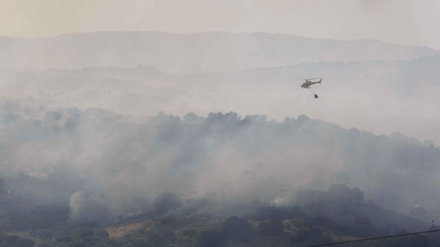 Imagen de archivo de un incendio forestal de 2013 en Almorox (Toledo), que linda con la Comunidad de Madrid. EFE/JOSE ANGEL