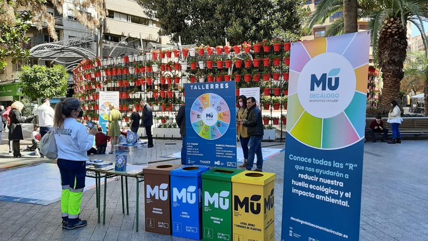 Taller organizado por PreZero y el Ayuntamiento de Murcia (imagen de archivo)