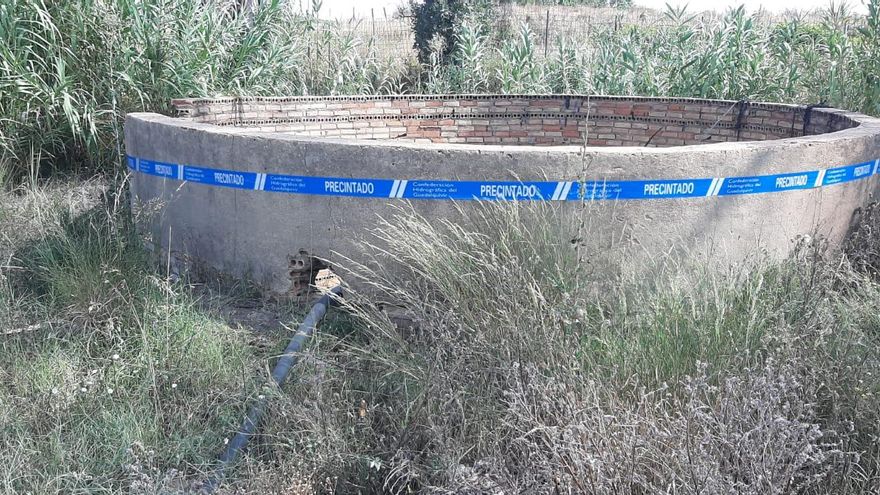 El Gobierno cierra otros 25 pozos que piratean agua en Doñana justo en la zona en la que el PP quiere indultar regadíos