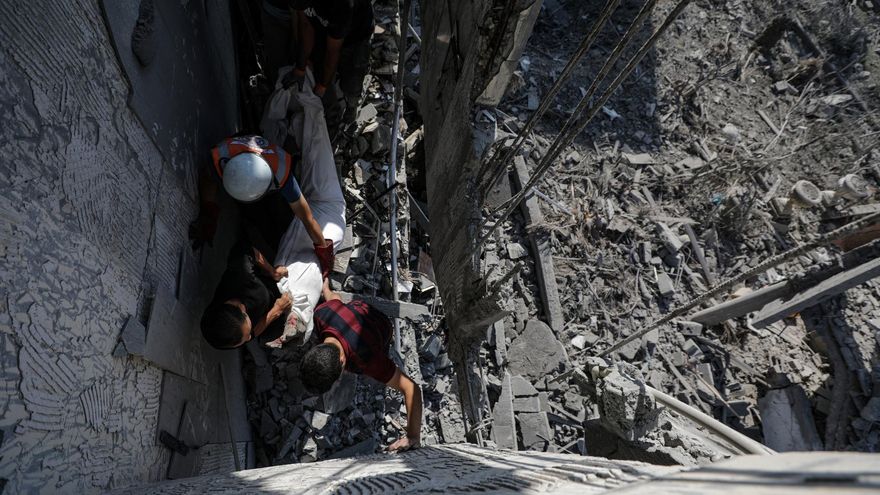 Fuertes bombardeos israelíes sobre Gaza y disparos de cohetes a Israel