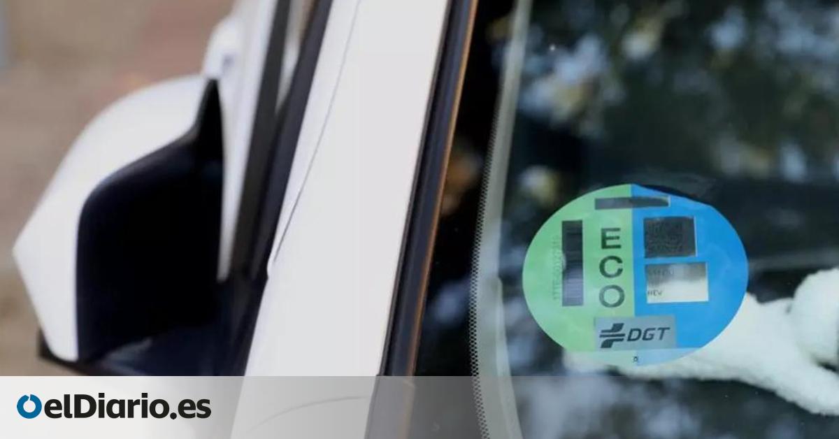 Las nuevas etiquetas de la DGT, no antes de 2027
