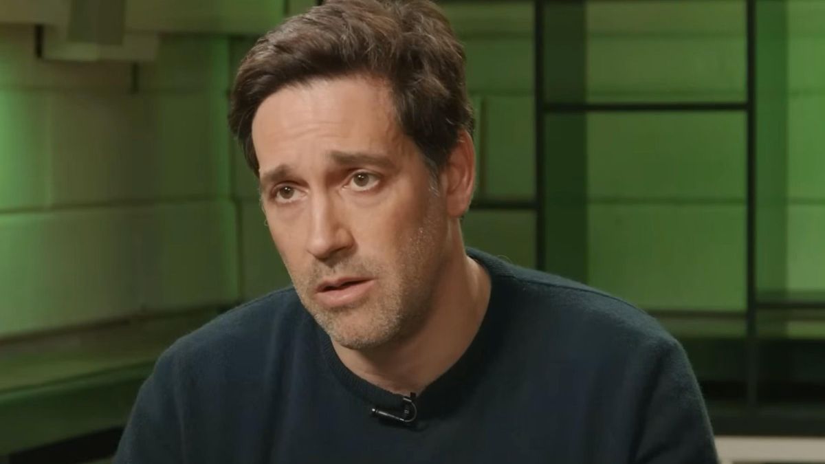 Balásy Gyula, durante la entrevista en el canal de Youtube Kontroll