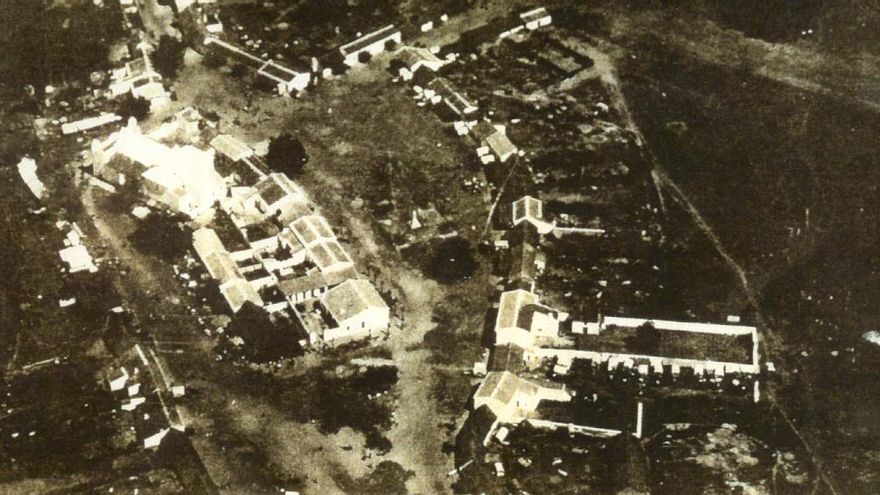 El Rocío, historia de una aldea que le debe más a la carretera que a la devoción