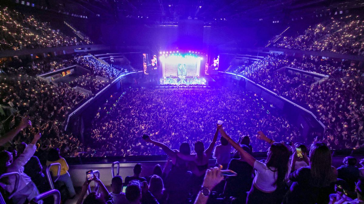 La tensión entre turismo y vida cultural: ¿las ciudades necesitan más estadios para macroconciertos?