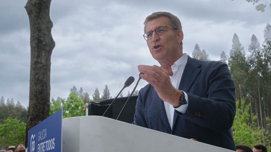 El presidente del Partido Popular, Alberto Núñez Feijóo, interviene en la Romería del PPdeG, en el área recreativa de A Magdalena, a 29 de abril de 2023, en O Pino, A Coruña, Galicia (España). Esta se trata de la V Romería Popular que el PP de A Coruña or