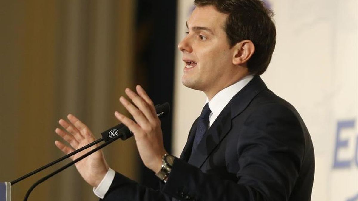 Rivera reclama la "valentía" de Cs en Cataluña como receta para toda España