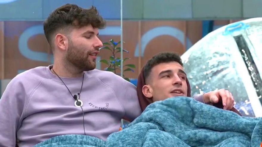 'Secret Story' se agita con un acercamiento sorpresa: Adrián y Colchero