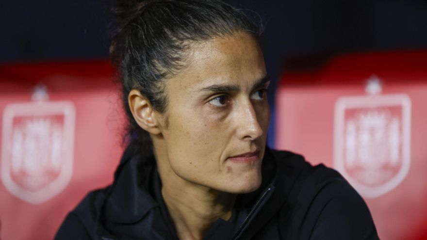 La seleccionadora española, Montse Tomé, durante un encuentro de la Liga de Naciones. EFE/ Jorge Zapata