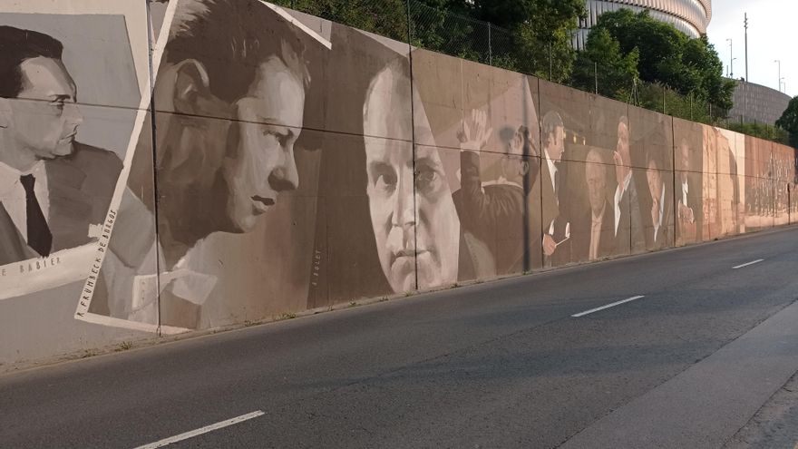 Parte del mural de 100 metros en el barrio de Olabeaga.
